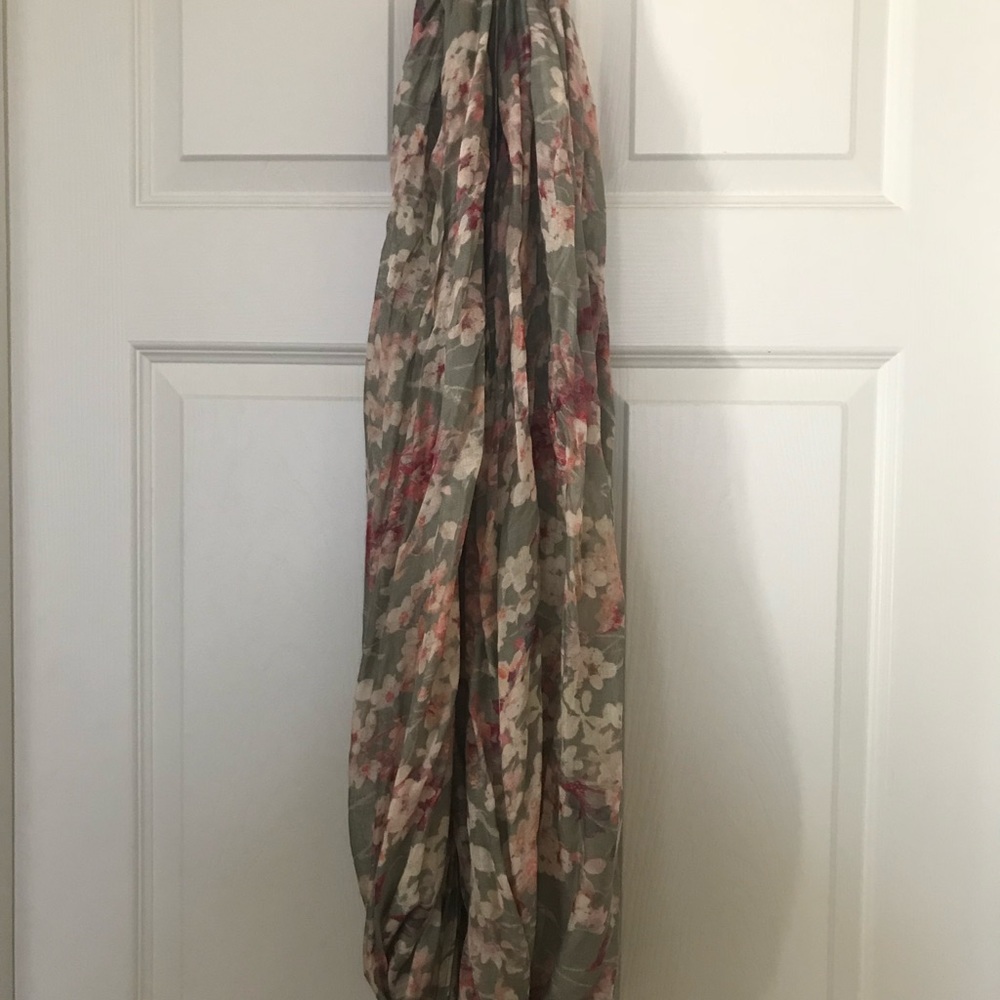 Woman’s scarf.